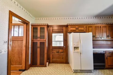 Kitchen - 620 Mason St, Chenoa, IL 61726 photo 5 of 6