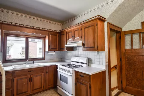 Kitchen - 620 Mason St, Chenoa, IL 61726 photo 2 of 6