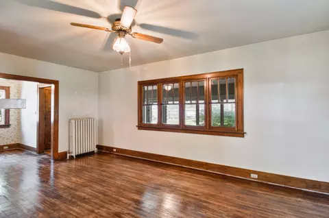 Living - 620 Mason St, Chenoa, IL 61726 photo 1 of 4