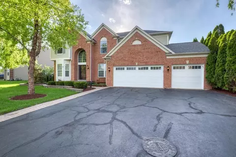 12308 Blue Iris Ln, Plainfield, IL 60585