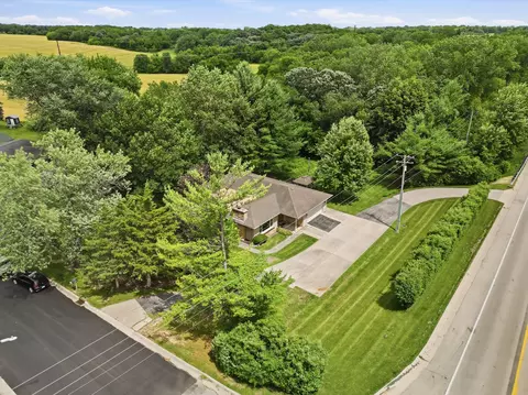 View/Area - 1952 Larod Dr, Dixon, IL 61021 photo 2 of 3