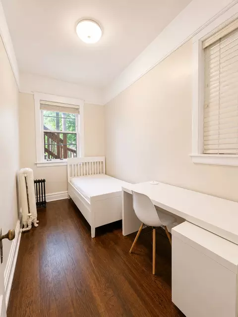 1359 E 57th St #1, Chicago, IL 60637 photo 6