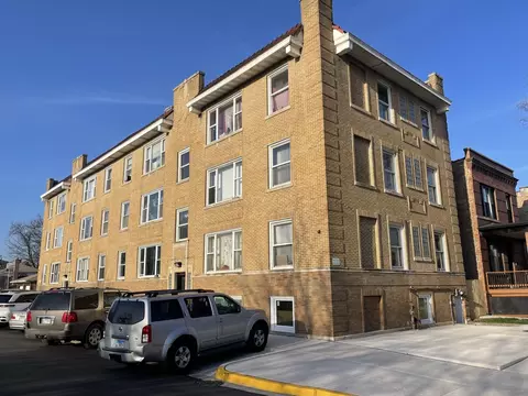 2247 S 49th Ave #10, Cicero, IL 60804