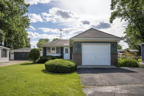 416 S Ben St, Plano, IL 60545