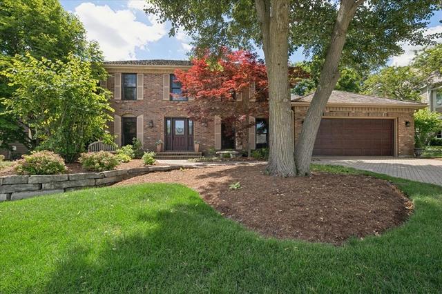 1145 Furlong Dr, Libertyville, IL 60048