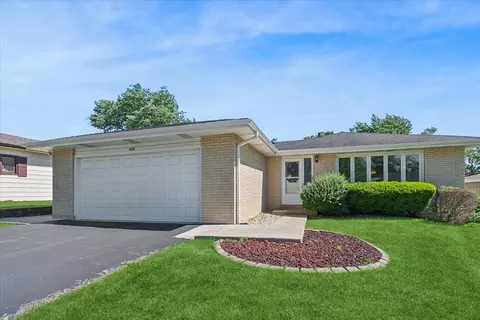 4919 153rd St W, Oak Forest, IL 60452