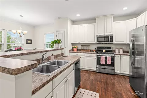 Kitchen - 12923 Cypress Ln, Plainfield, IL 60585 photo 2 of 2