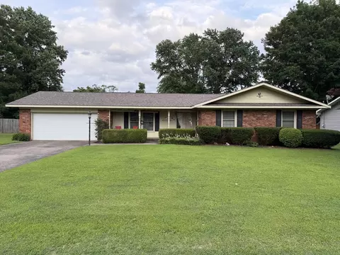 54 Jon St, Metropolis, IL 62960