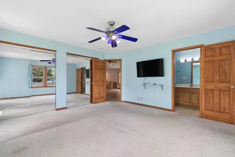 Bedroom - 10116 Lund Ave, Algonquin, IL 60102 photo 3 of 4