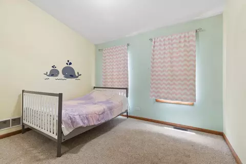 Bedroom - 10116 Lund Ave, Algonquin, IL 60102 photo 1 of 4