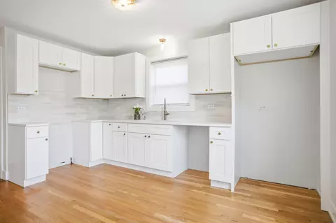 Kitchen - 11659 S Ada St, Chicago, IL 60643 photo 1 of 2