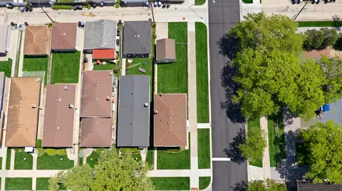 View/Area - 11659 S Ada St, Chicago, IL 60643 photo 3 of 7