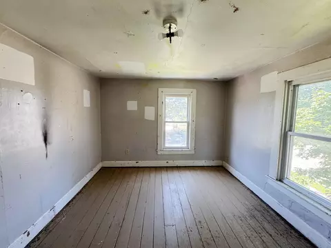 302 E Prospect St, Kewanee, IL 61443 photo 14