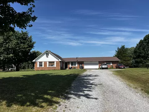 10585 N Il Highway 142 Hwy, Mount Vernon, IL 62864