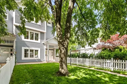 Exterior - 1815 Crain St, Evanston, IL 60202 photo 2 of 3