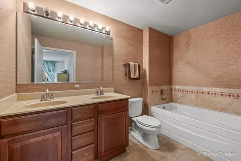 Bath - 1028 Draper Rd, Mchenry, IL 60050 photo 2 of 3