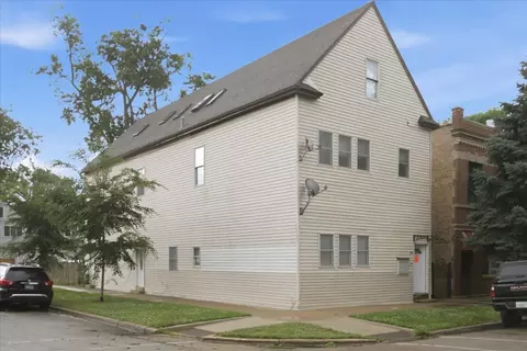 3859 N Whipple St, Chicago, IL 60618