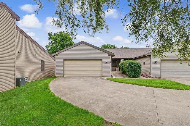 1806 Glenwood Oaks Ct #A, Urbana, IL 61801