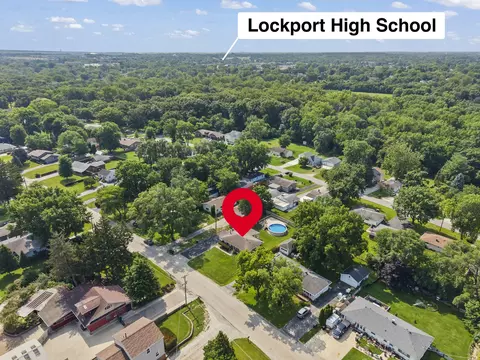 237 E North St, Lockport, IL 60441 photo 27