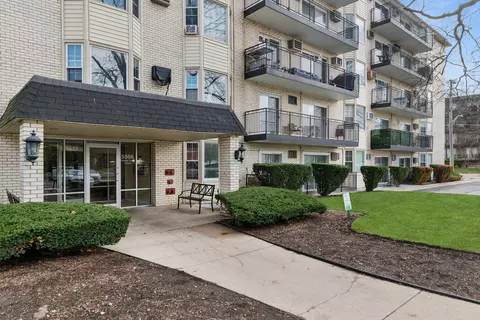 5506 Lincoln Ave #A511, Morton Grove, IL 60053