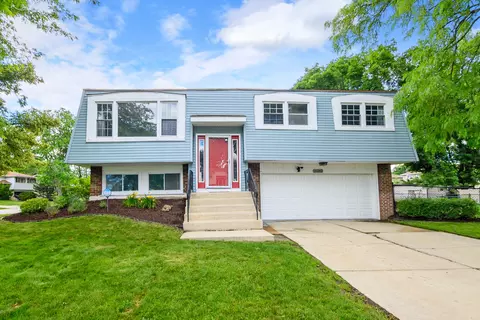 16242 Olcott Ave, Tinley Park, IL 60477