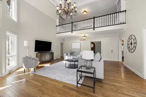 Living - 1 S370 Winfield Rd, Wheaton, IL 60189 photo 3 of 5