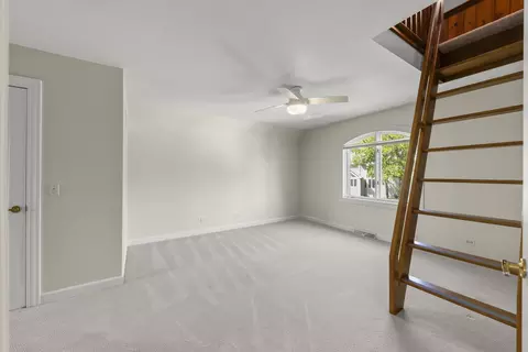 Bedroom - 1 S370 Winfield Rd, Wheaton, IL 60189 photo 2 of 6