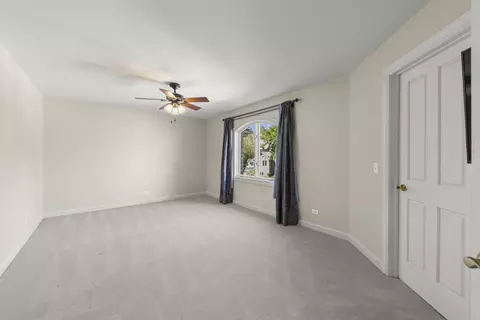 Bedroom - 1 S370 Winfield Rd, Wheaton, IL 60189 photo 3 of 6