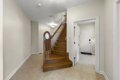 Entry Way - 1 S370 Winfield Rd, Wheaton, IL 60189 photo 4 of 8