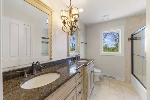 Bath - 1 S370 Winfield Rd, Wheaton, IL 60189 photo 6 of 9