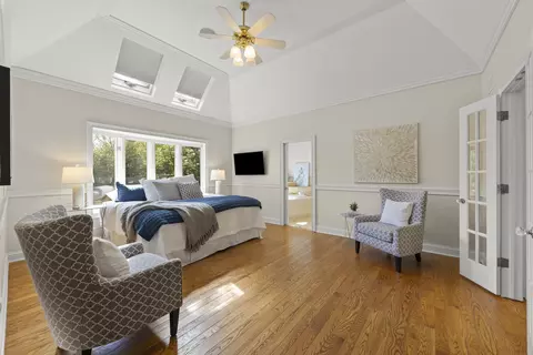 Bedroom - 1 S370 Winfield Rd, Wheaton, IL 60189 photo 1 of 6