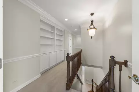 Entry Way - 1 S370 Winfield Rd, Wheaton, IL 60189 photo 7 of 8