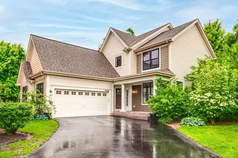 1436 Gregory Ct, Indian Creek, IL 60061