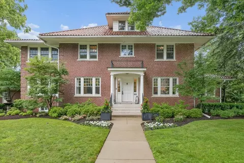 1141 Sheridan Rd, Wilmette, IL 60091