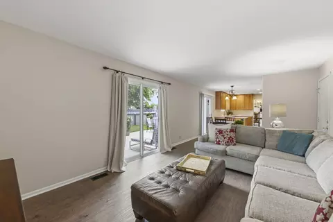 Other - 3020 Middlebury Ct, Aurora, IL 60504 photo 4 of 6