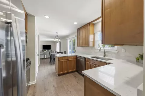 Kitchen - 3020 Middlebury Ct, Aurora, IL 60504 photo 1 of 3