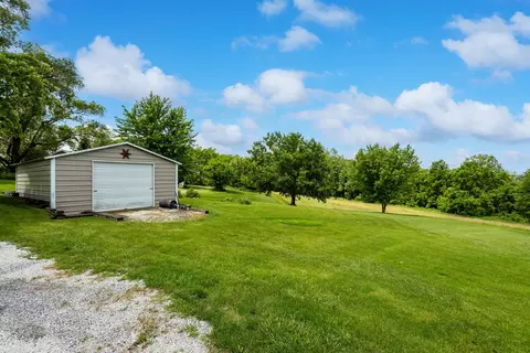 Exterior - 1698 100th Ave, Aledo, IL 61231 photo 1 of 11