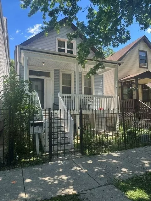 1845 N Sawyer Ave, Chicago, IL 60647