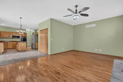 Living - 1913 Windstone Dr, Plainfield, IL 60586 photo 5 of 8