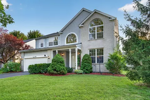 Exterior - 1913 Windstone Dr, Plainfield, IL 60586 photo 2 of 5