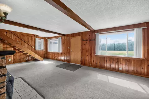 Living - 725 7th Ave, Addison, IL 60101 photo 3 of 9