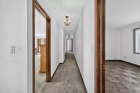 Entry Way - 725 7th Ave, Addison, IL 60101 photo 1 of 1