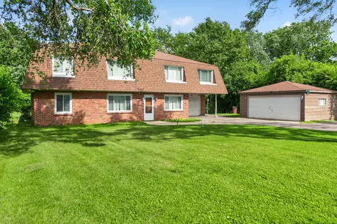 725 7th Ave, Addison, IL 60101