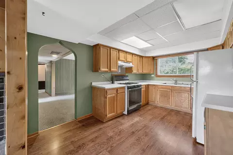 Kitchen - 725 7th Ave, Addison, IL 60101 photo 1 of 2