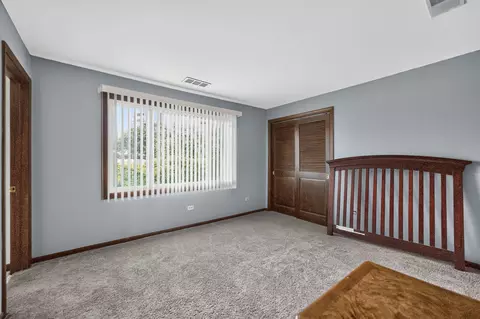 Bedroom - 725 7th Ave, Addison, IL 60101 photo 6 of 7