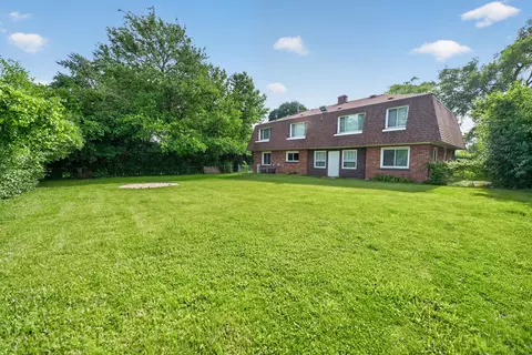 Exterior - 725 7th Ave, Addison, IL 60101 photo 5 of 7