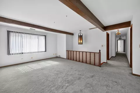 Living - 725 7th Ave, Addison, IL 60101 photo 9 of 9