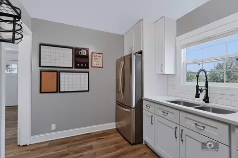 Kitchen - 707 E 9th St, Lockport, IL 60441 photo 2 of 3