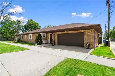 6250 N Kedvale Ave, Chicago, IL 60646