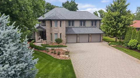 1290 119th St, Lemont, IL 60439